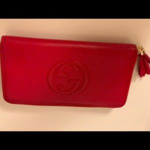 Authentic Gucci wallet